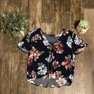 Floral Kendall & Kylie lace up crop top